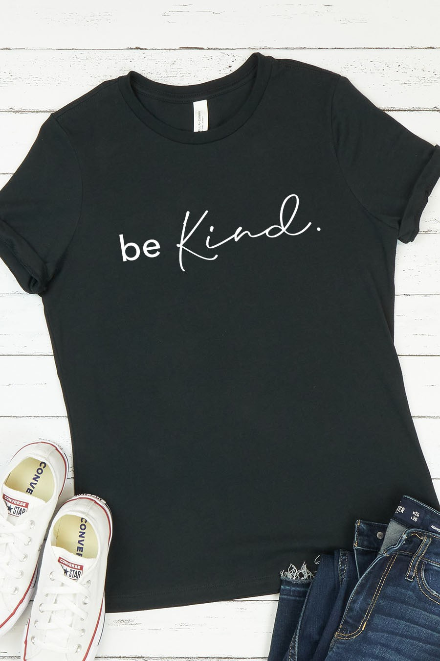 Be Kind Chic Graphic Tee
